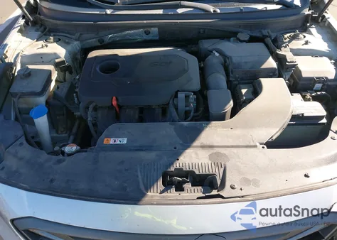 2016 Hyundai Sonata Sport z USA, uszkodzony, nr VIN 5NPE34AF9GH315612